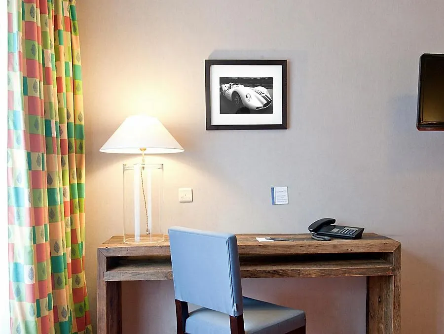 ****  New Hotel Charlemagne Брюссель Бельгия