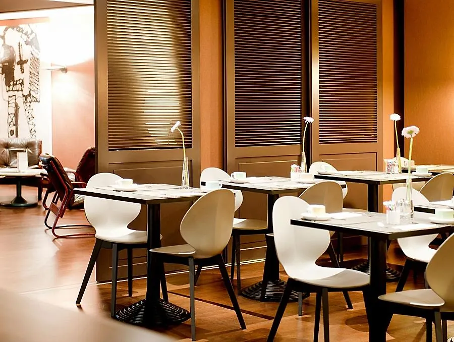 New Hotel Charlemagne Брюссель