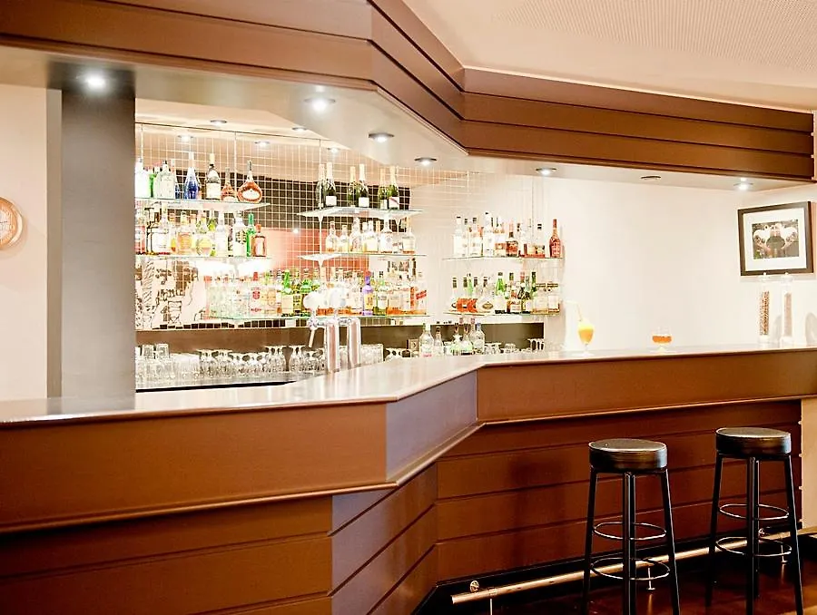 New Hotel Charlemagne Брюссель