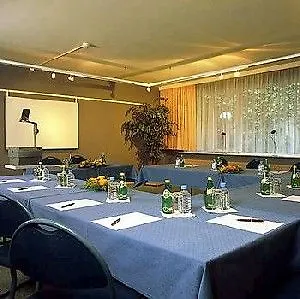 ****  New Hotel Charlemagne Брюссель Бельгия