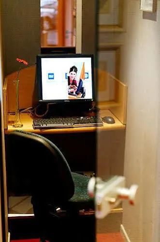 ****  New Hotel Charlemagne Брюссель Бельгия